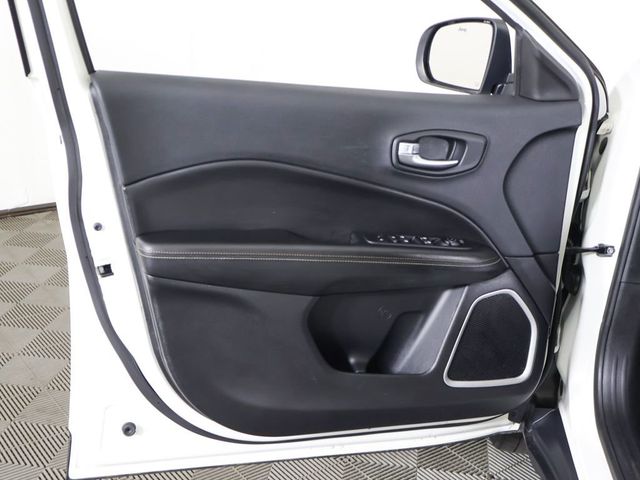 2019 Jeep Compass Latitude - 23073787 - 18