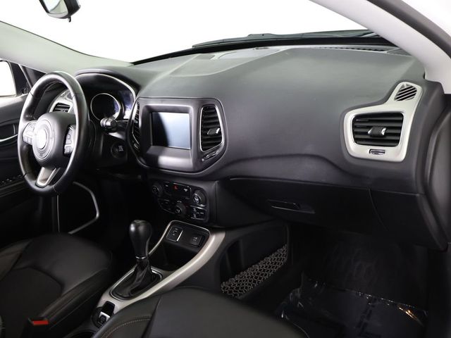 2019 Jeep Compass Latitude - 23073787 - 23