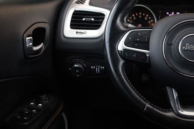 2019 Jeep Compass Latitude - 23069412 - 30