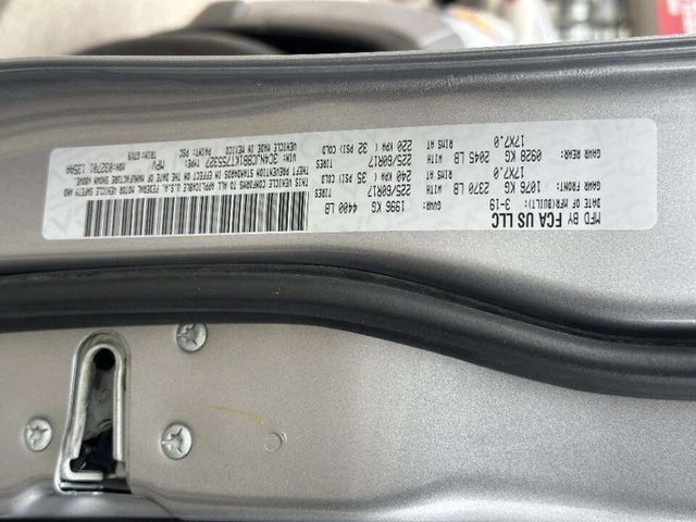 2019 Jeep Compass Latitude 4dr SUV - 22993939 - 24