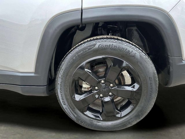 2019 Jeep Compass Latitude 4dr SUV - 22993939 - 33