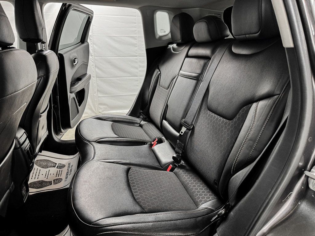 2019 Jeep Compass LATITUDE 4WD - 23019844 - 9