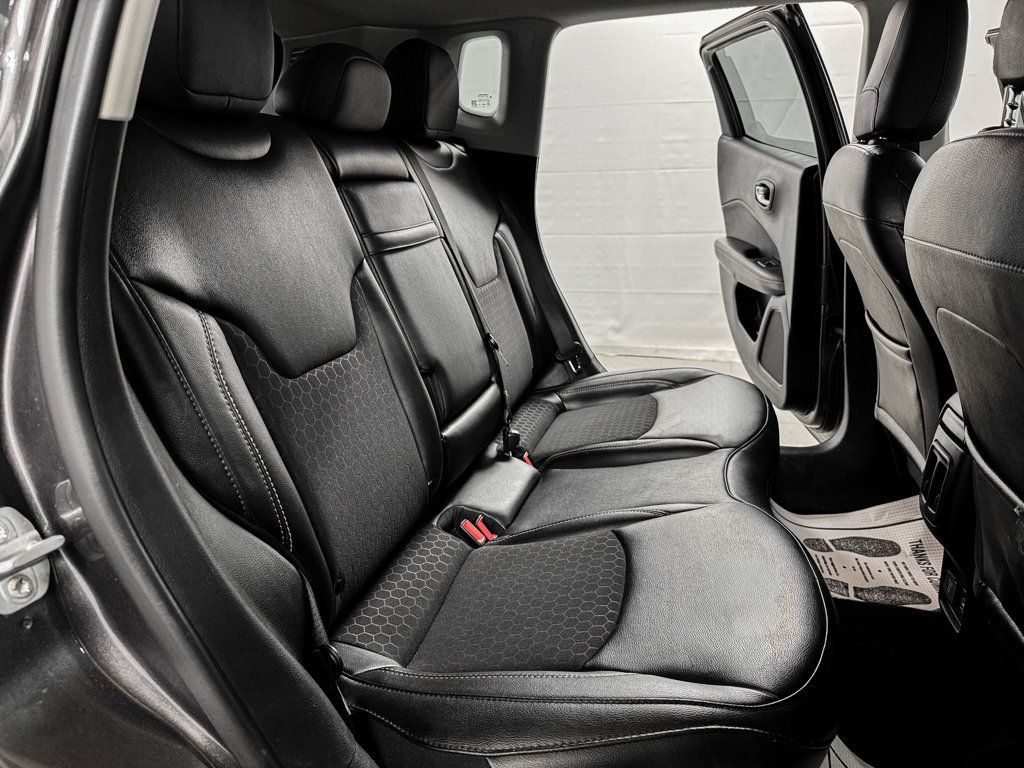 2019 Jeep Compass LATITUDE 4WD - 23019844 - 10