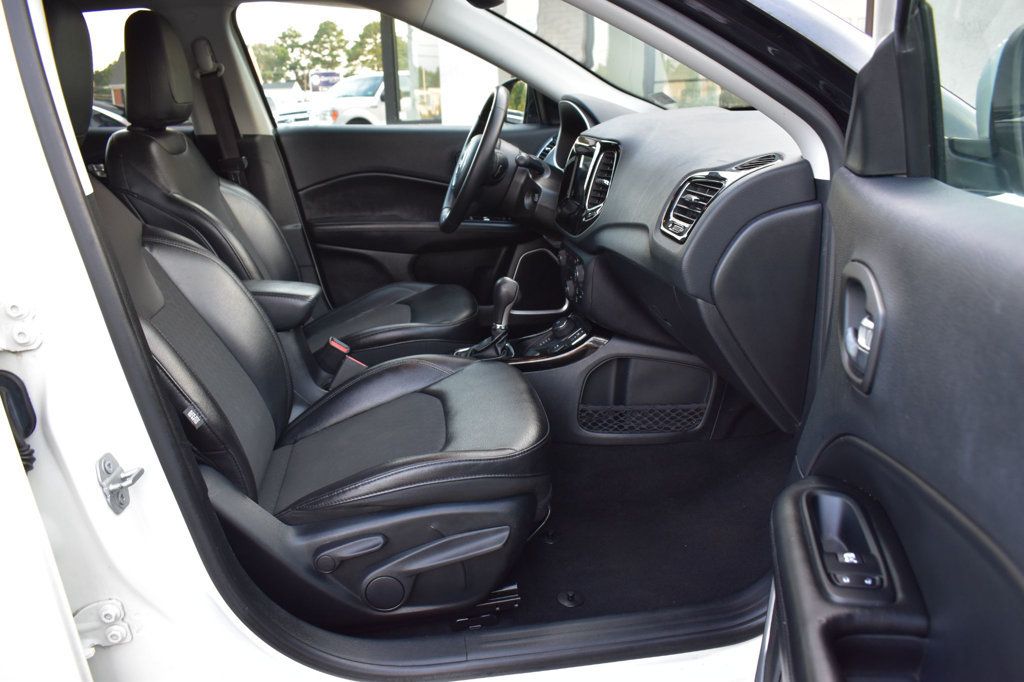 2019 Jeep Compass Latitude photo 13