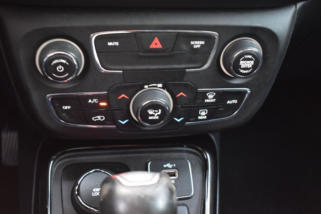 2019 Jeep Compass Latitude photo 27