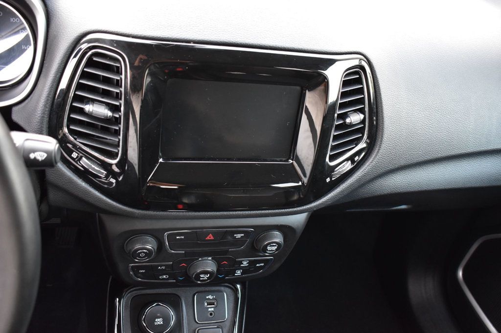 2019 Jeep Compass Latitude photo 29