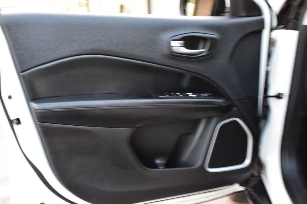 2019 Jeep Compass Latitude photo 34