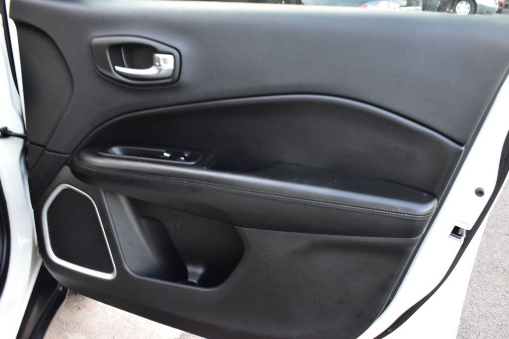 2019 Jeep Compass Latitude photo 35