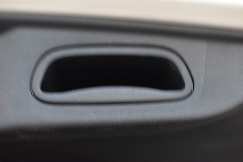 2019 Jeep Compass Latitude photo 37