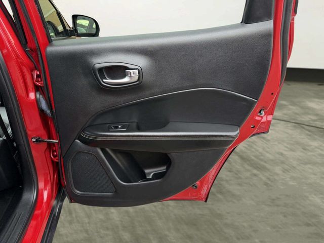 2019 Jeep Compass Latitude 4x4 - 22982695 - 20