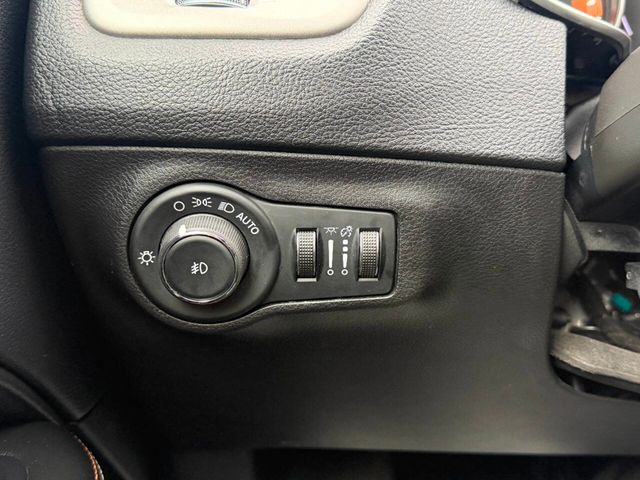 2019 Jeep Compass Latitude 4x4 - 22982695 - 37