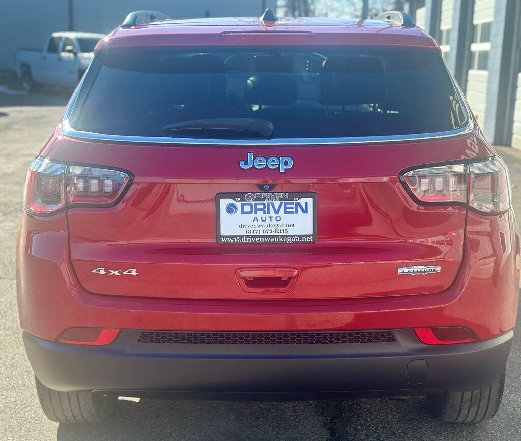 2019 Jeep Compass Latitude 4x4 - 22737405 - 28