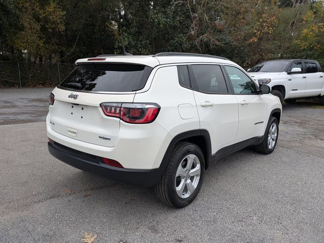 2019 Jeep Compass Latitude 4x4 - 22953919 - 3