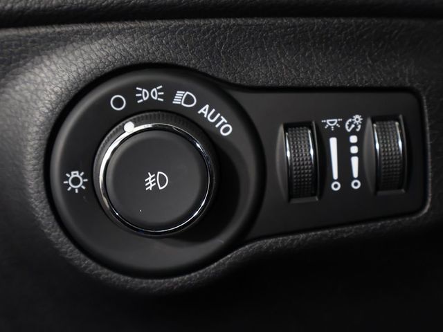 2019 Jeep Compass Latitude 4x4 - 23018790 - 32
