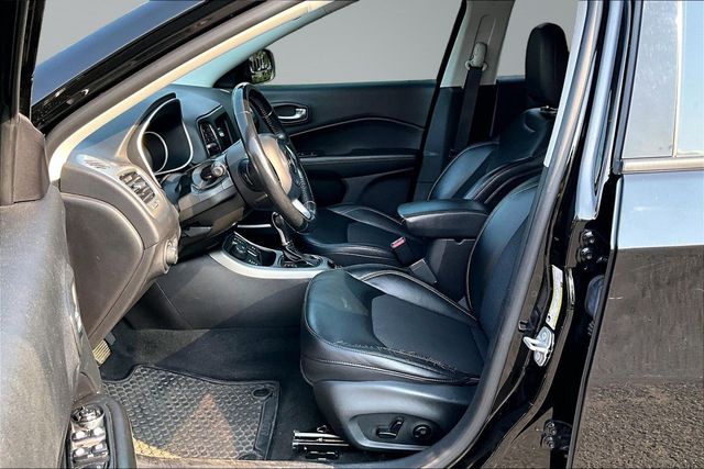 2019 Jeep Compass Latitude 4x4 - 23065989 - 9