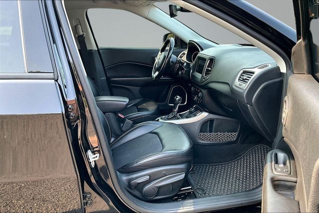 2019 Jeep Compass Latitude 4x4 - 23065989 - 12