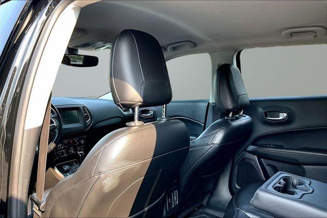 2019 Jeep Compass Latitude 4x4 - 23065989 - 17