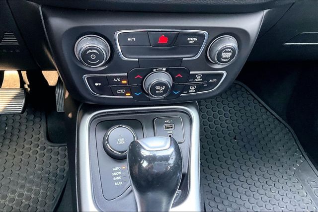 2019 Jeep Compass Latitude 4x4 - 23065989 - 28