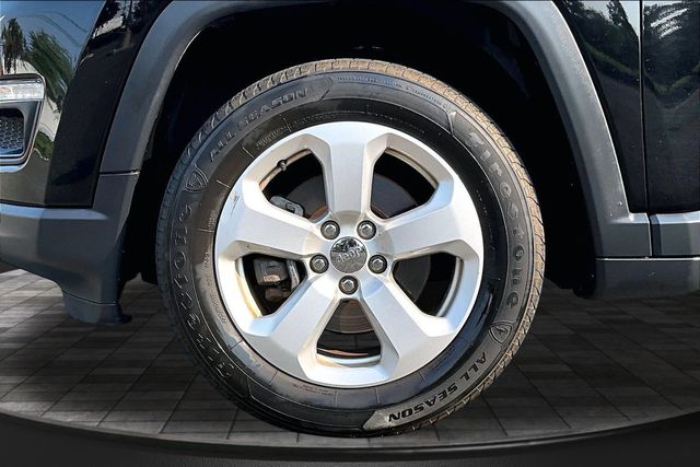 2019 Jeep Compass Latitude 4x4 - 23065989 - 37