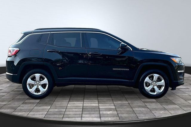 2019 Jeep Compass Latitude 4x4 - 23065989 - 7