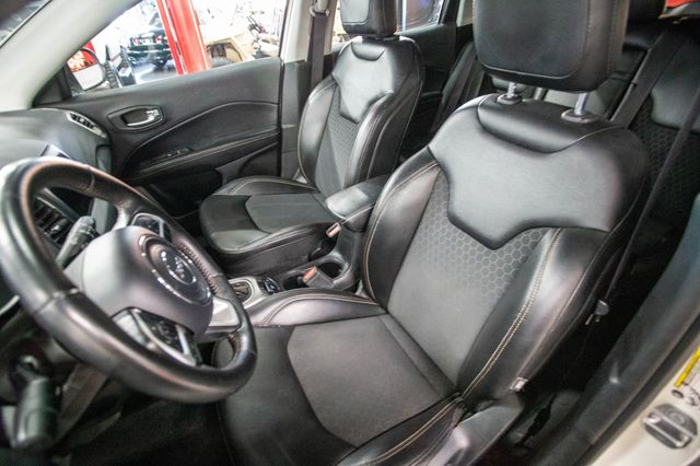 2019 Jeep Compass Latitude 4x4 - 22968660 - 3