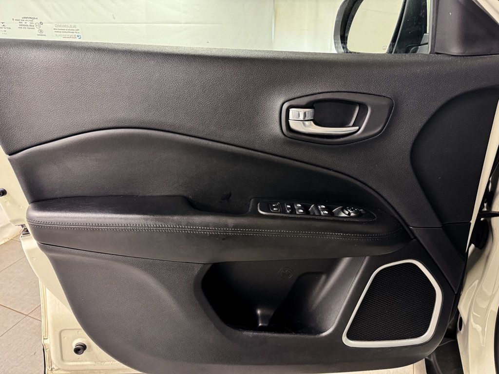 2019 Jeep Compass Latitude 4x4 - 22933507 - 12