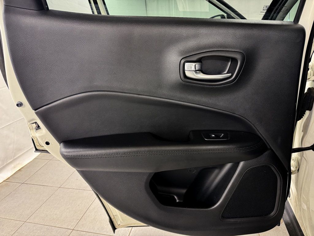 2019 Jeep Compass Latitude 4x4 - 22933507 - 13
