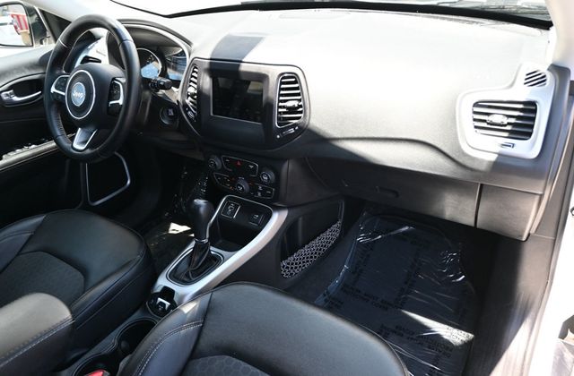 2019 Jeep Compass Latitude FWD - 23057586 - 11