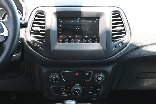 2019 Jeep Compass Latitude FWD - 23057586 - 13