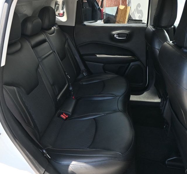 2019 Jeep Compass Latitude FWD - 23057586 - 19