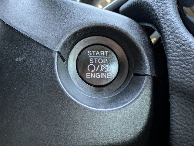 2019 Jeep Compass Limited FWD - 22974336 - 28