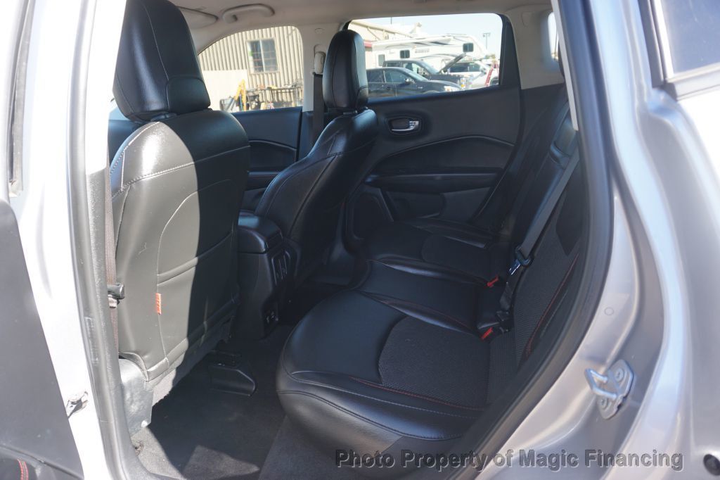 2019 Jeep Compass Trailhawk 4x4 - 22939937 - 9