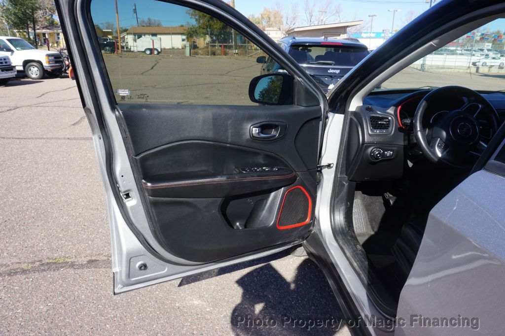 2019 Jeep Compass Trailhawk 4x4 - 22939937 - 5