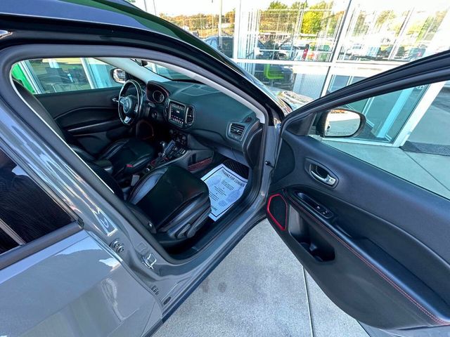 2019 Jeep Compass Trailhawk 4x4 - 22943143 - 17