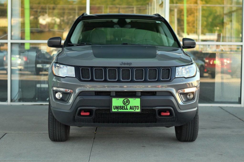 2019 Jeep Compass Trailhawk photo 2