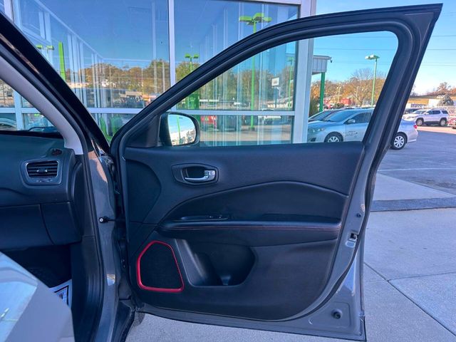 2019 Jeep Compass Trailhawk 4x4 - 22943143 - 23