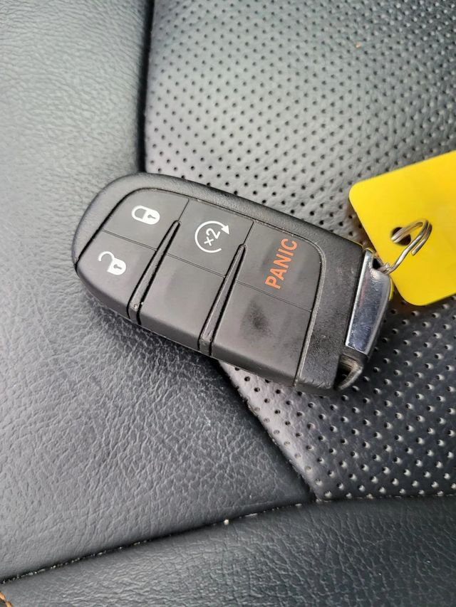 2019 Jeep Compass Utility 4D Limited 4WD 2.4L I4 - 22969899 - 36