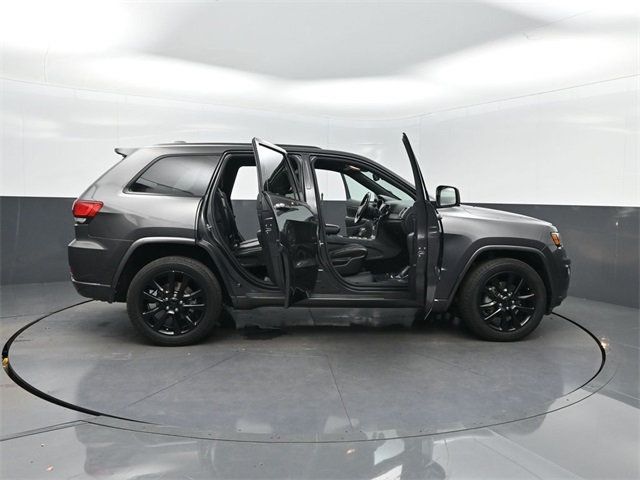 2019 Jeep Grand Cherokee Altitude 4x2 - 22921161 - 35