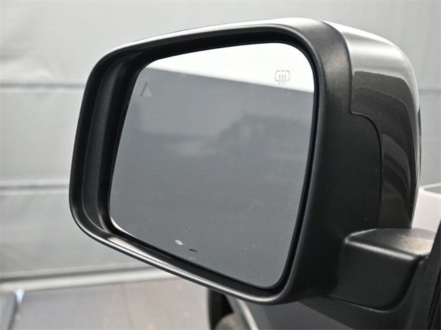 2019 Jeep Grand Cherokee Altitude 4x2 - 22921161 - 4