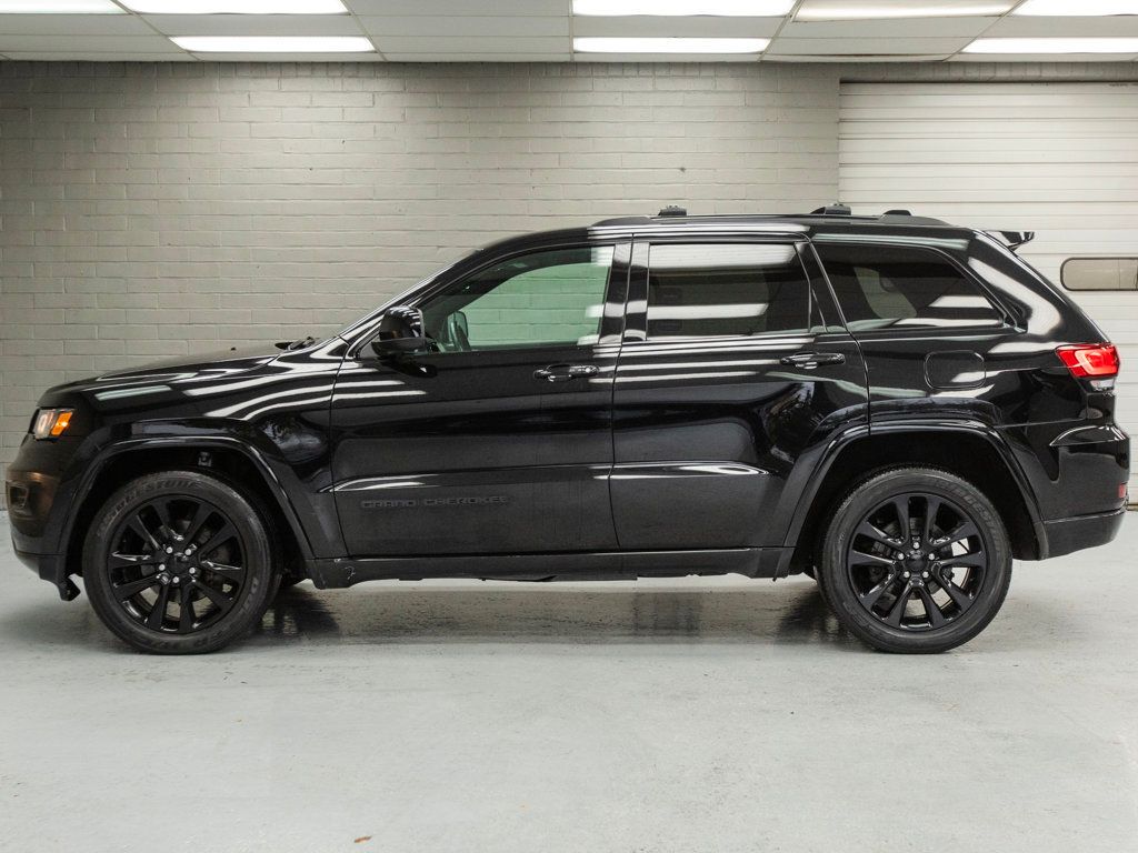 2019 Jeep Grand Cherokee Altitude photo 2