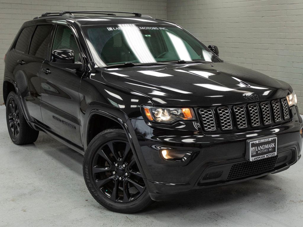 2019 Jeep Grand Cherokee Altitude photo 4