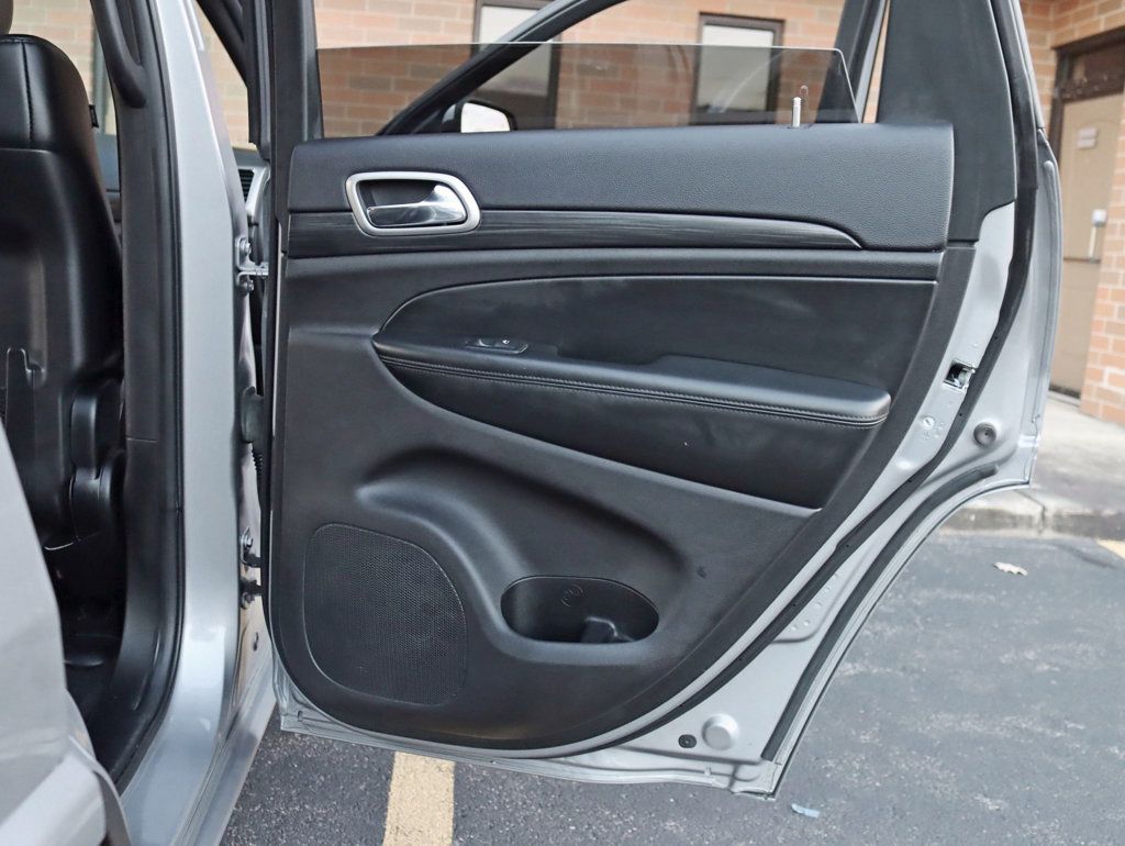 2019 Jeep Grand Cherokee Altitude 4x4 - 22952835 - 26