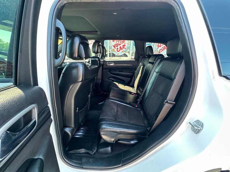 2019 Jeep Grand Cherokee Altitude 4x4 - 22901083 - 15
