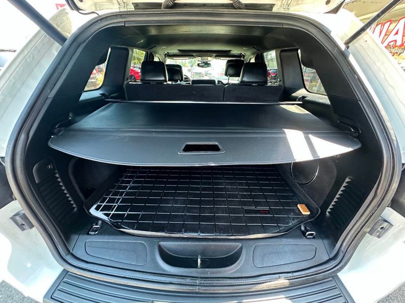2019 Jeep Grand Cherokee Altitude 4x4 - 22901083 - 16