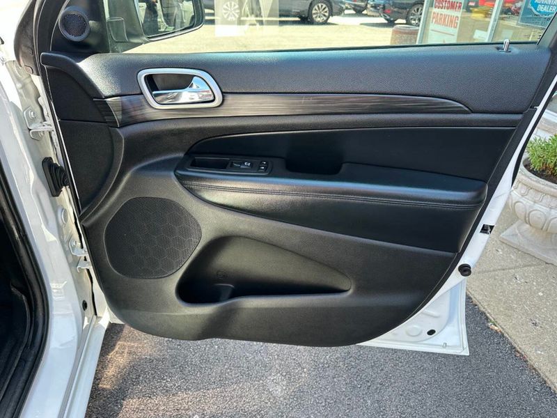 2019 Jeep Grand Cherokee Altitude 4x4 - 22901083 - 23