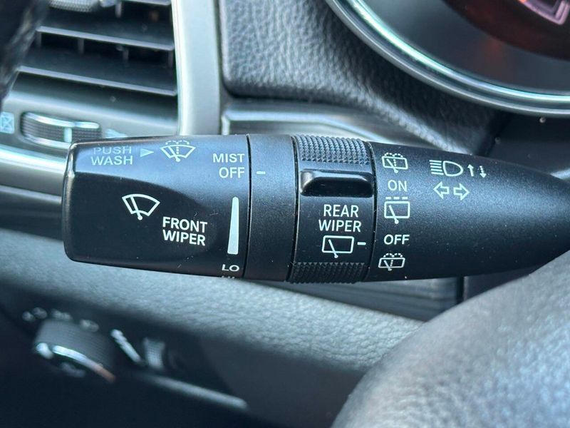 2019 Jeep Grand Cherokee Altitude 4x4 - 22901083 - 32