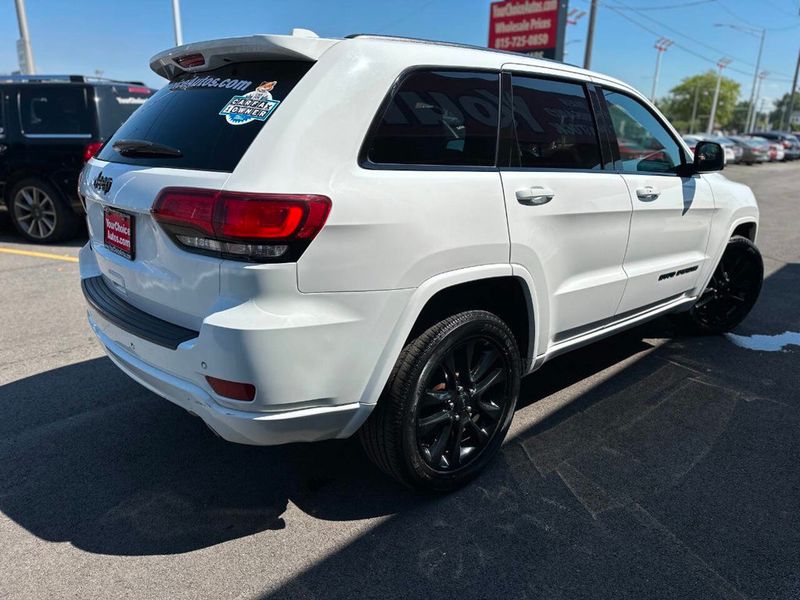 2019 Jeep Grand Cherokee Altitude 4x4 - 22901083 - 4