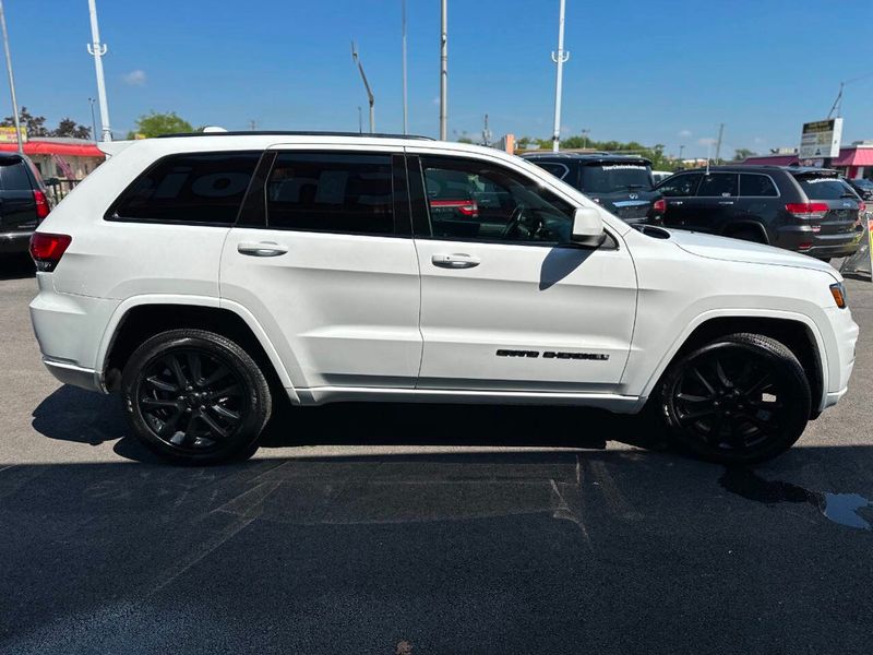 2019 Jeep Grand Cherokee Altitude 4x4 - 22901083 - 5