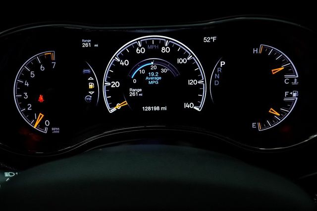 2019 Jeep Grand Cherokee Altitude 4x4 - 22949301 - 32