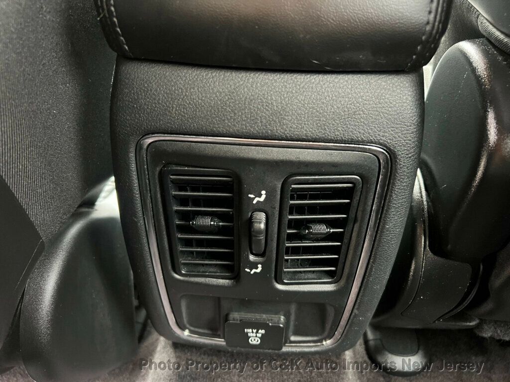 2019 Jeep Grand Cherokee Altitude photo 42